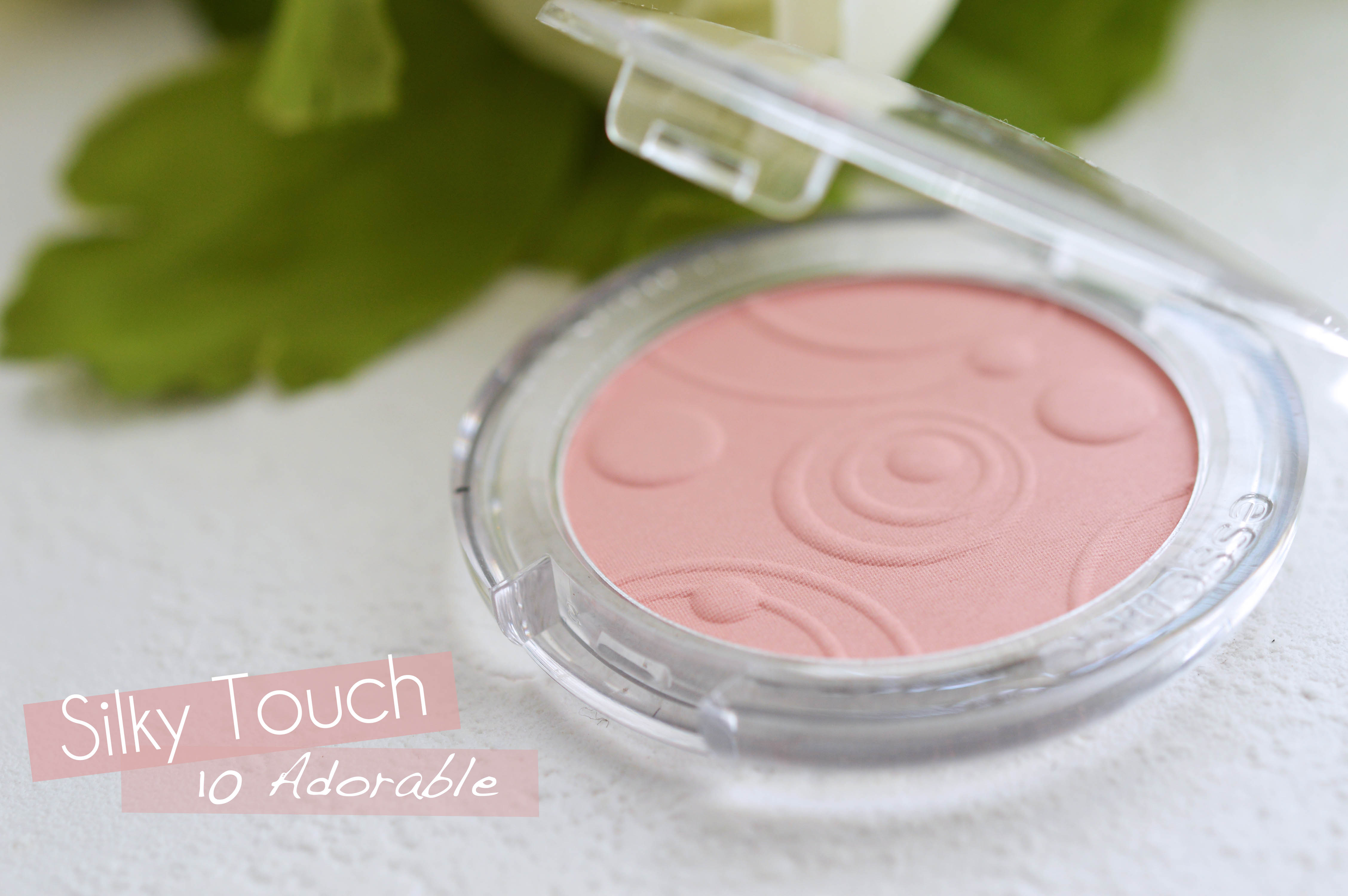 ALITTLEB_BLOG_BEAUTE_ESSENCE_LA_MARQUE_QUIL_FAUT_ENVIER_A_NOS_COPINES_FRONTALIERES_SILKY_TOUCH_BLUSH_10_ADORABLE