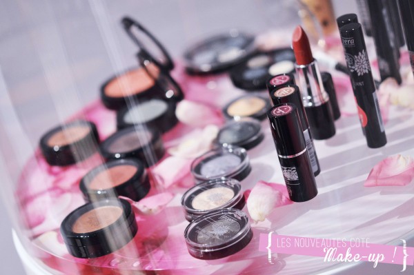 ALITTLEB_BLOG_BEAUTE_LAVERA_SHOWFLOOR_BERLIN_JUILLET_2015_DANS_LES_COULISSES_DANS_LES_TRACES_DE_MON_VOYAGE_A_BERLIN_ARRIVEE_SHOWFLOOR_POP_UP_STORE_BAR_POP_UP_STORE_NOUVEAUTES_MAKEUP_A_VENIR