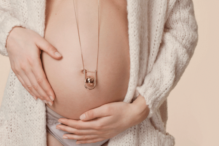 Le bola de grossesse : ce bijou dont les futures mamans raffolent - Tiniloo